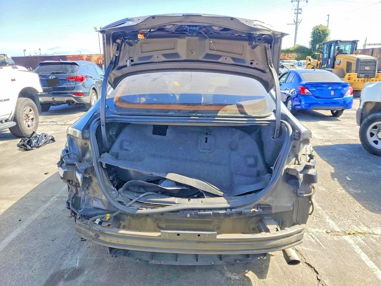2013 FORD FUSION SE PHEV photo 11