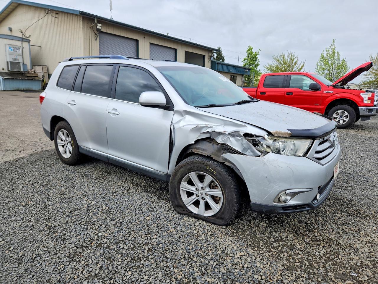 2011 TOYOTA HIGHLANDER SE photo 10