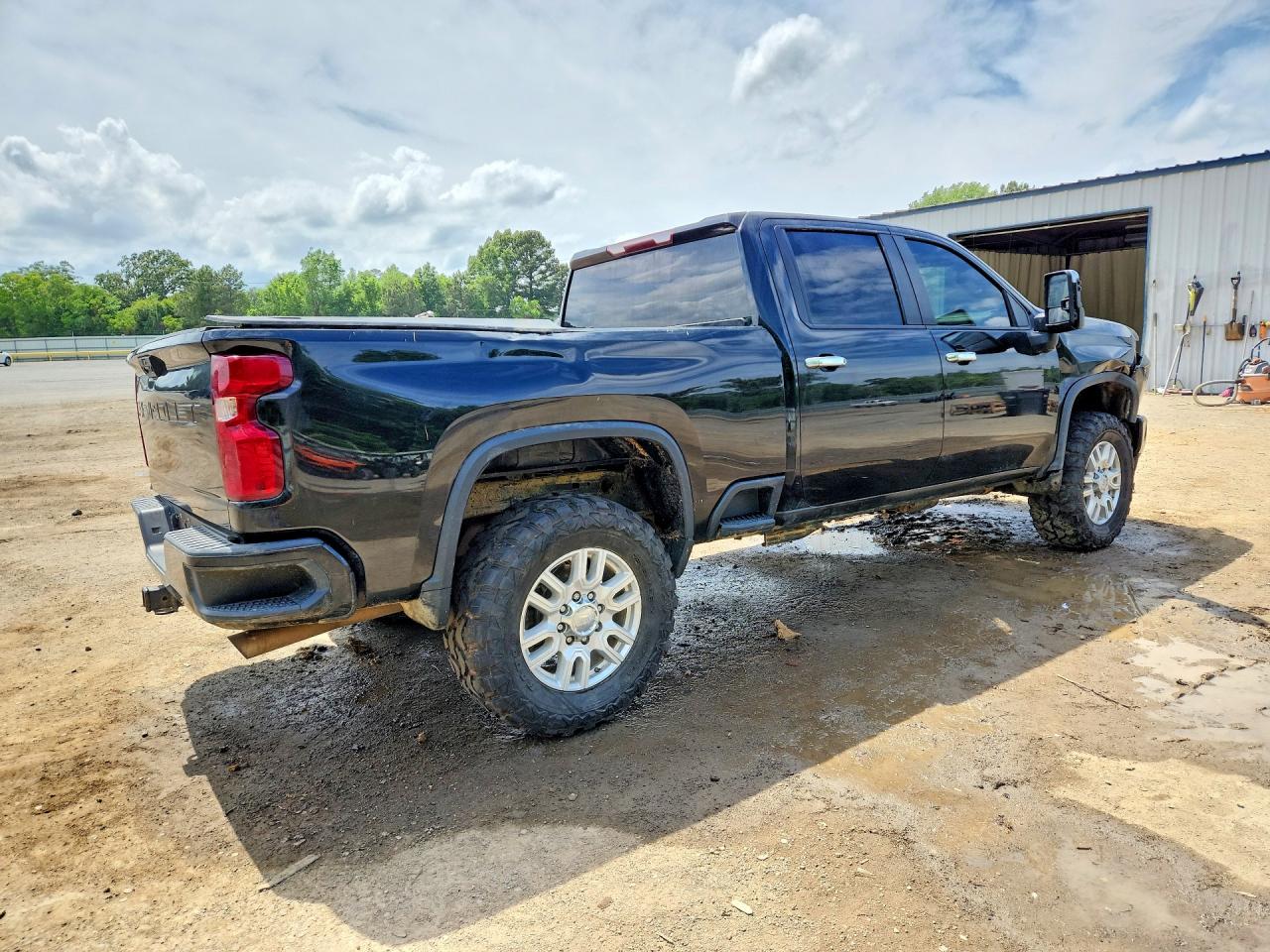 2023 CHEVROLET SILVERADO K2500 CUSTOM photo 3