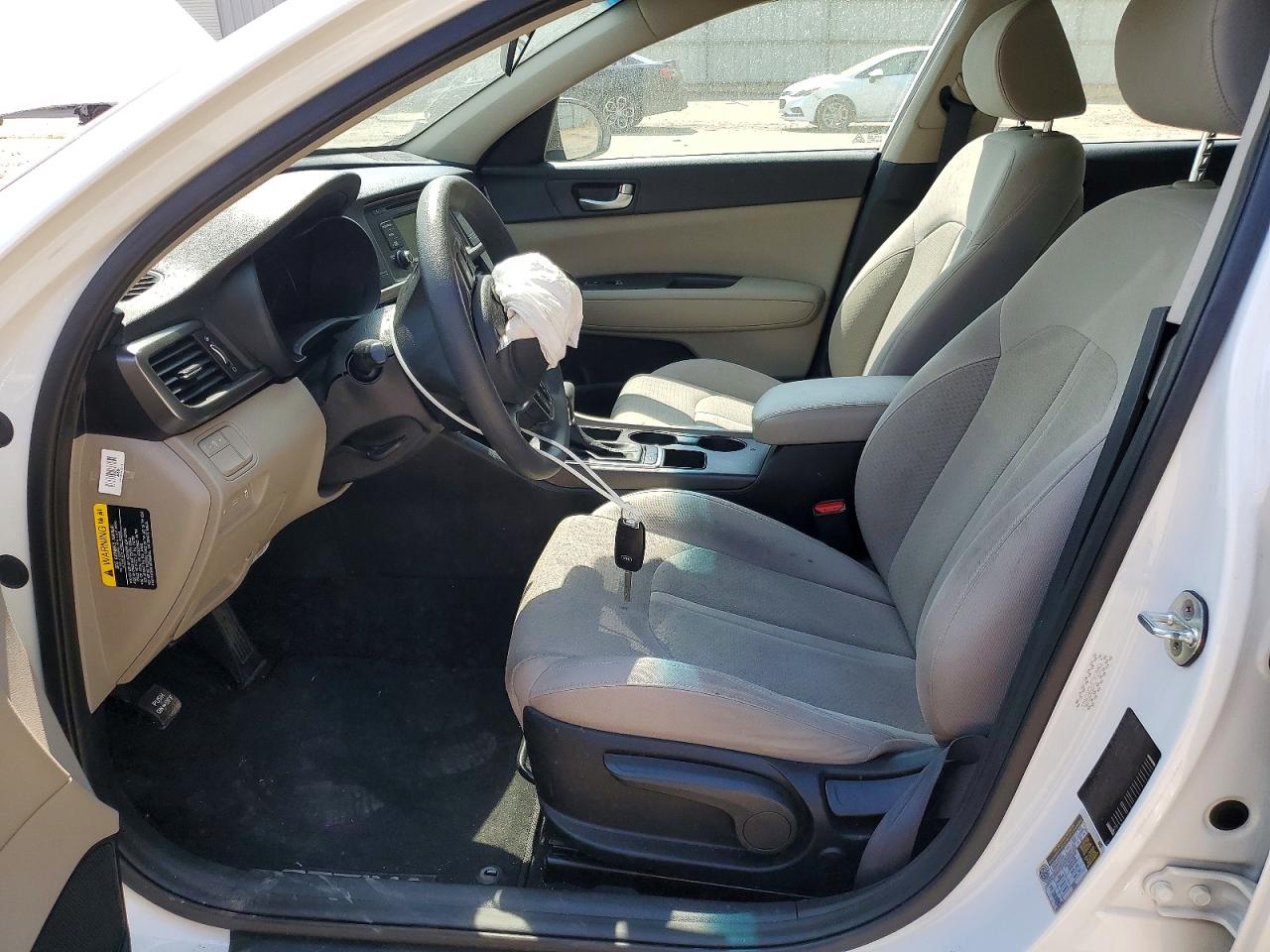 2016 KIA OPTIMA LX photo 13