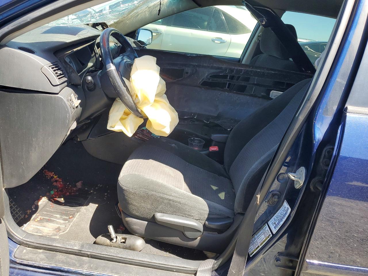 2005 TOYOTA COROLLA S photo 13