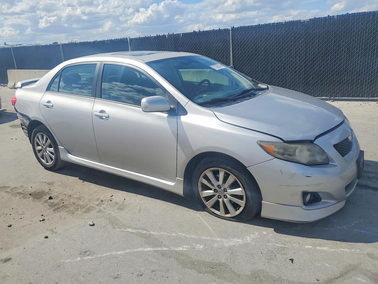 2010 TOYOTA COROLLA S photo 4