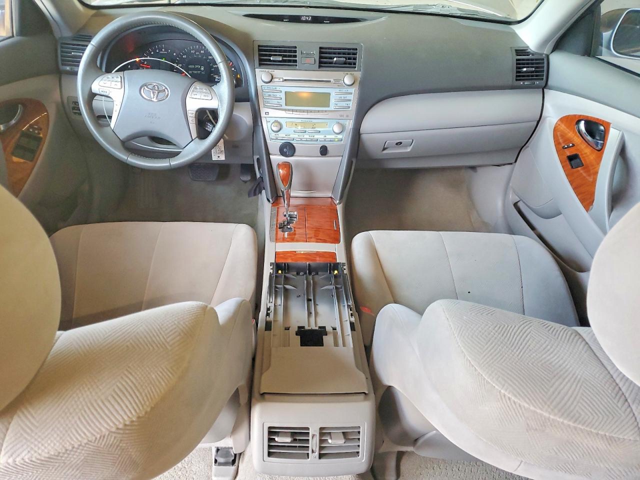 2009 TOYOTA CAMRY XLE photo 8