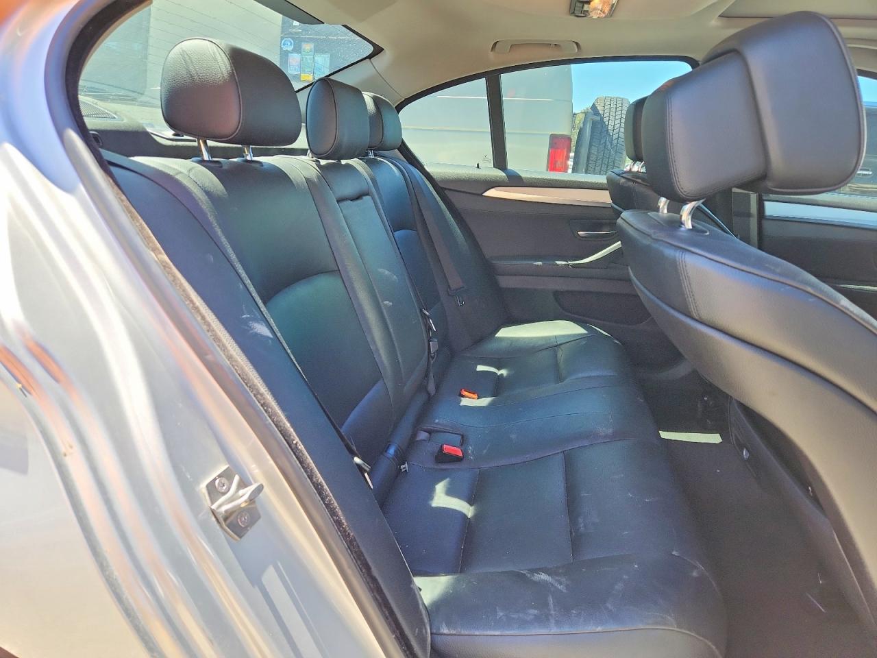 2013 BMW 528 I photo 28