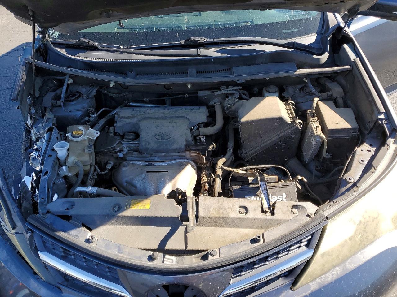 2013 TOYOTA RAV4 XLE photo 34