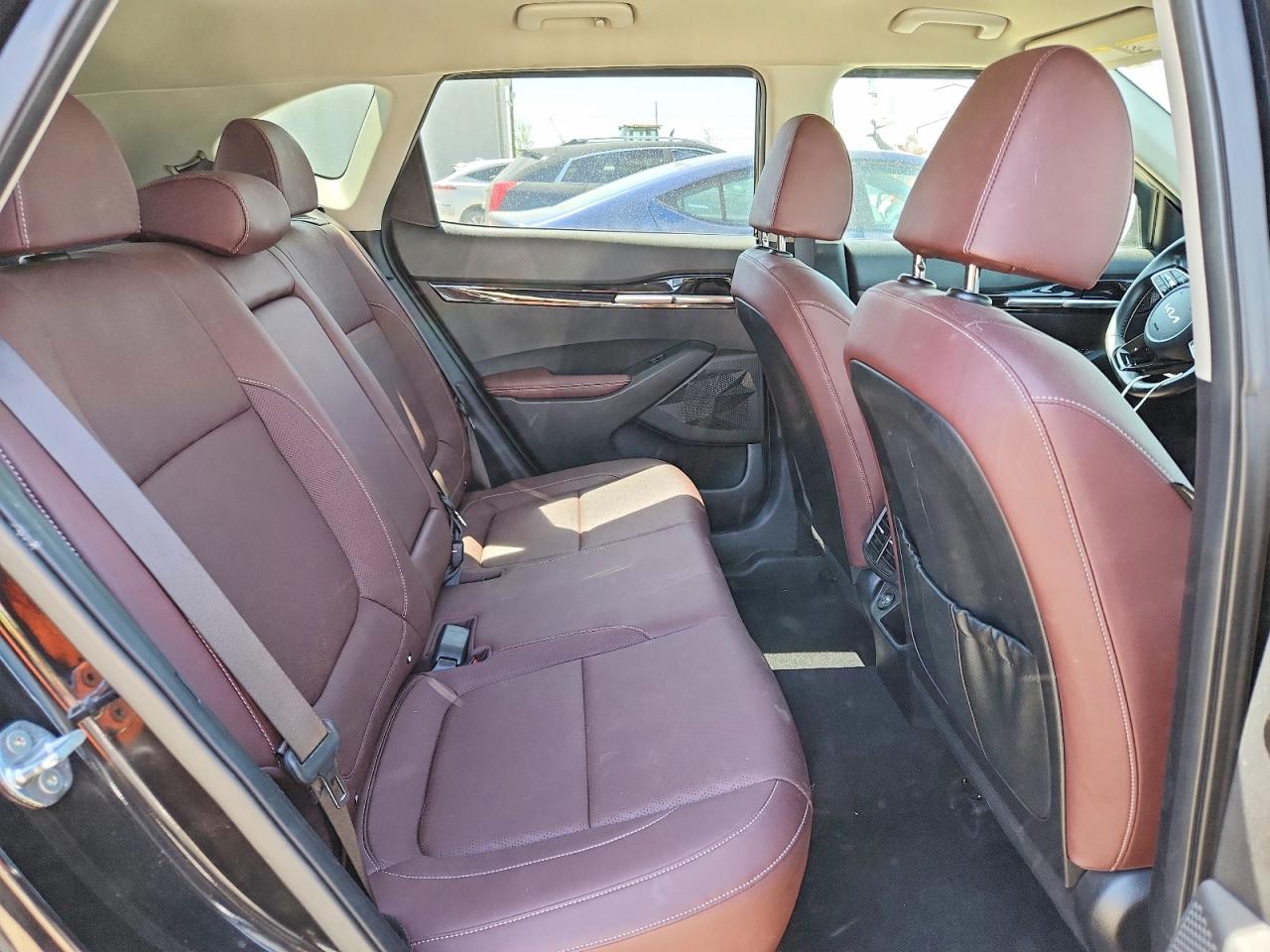 2023 KIA SELTOS SX photo 19