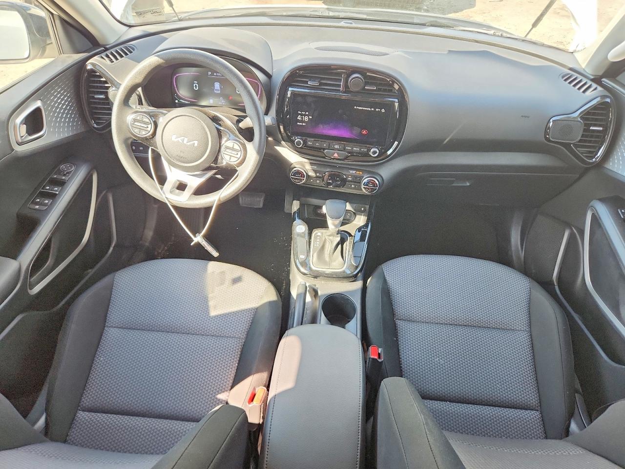 2024 KIA SOUL S photo 8