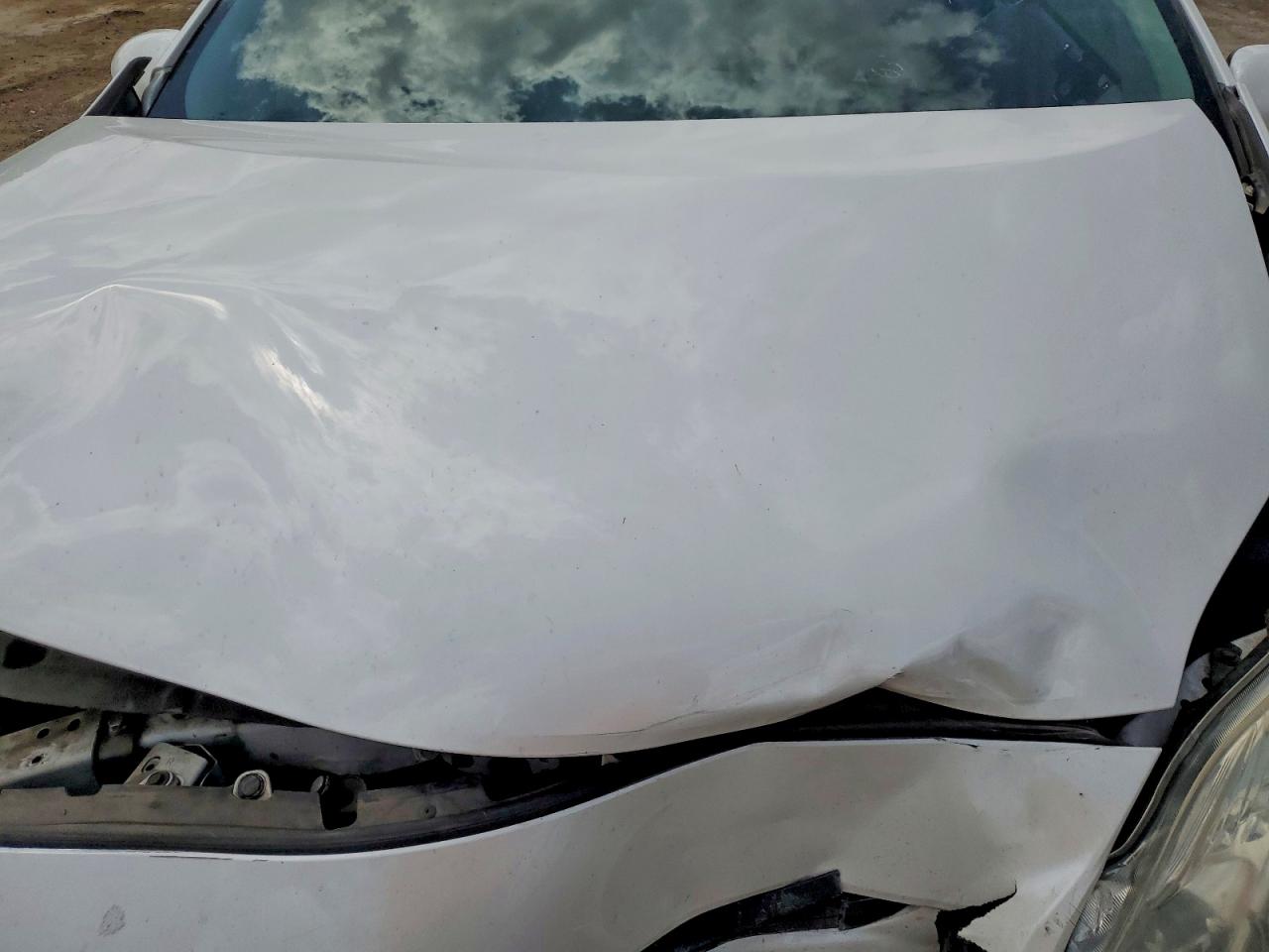 2012 TOYOTA PRIUS BASE photo 11