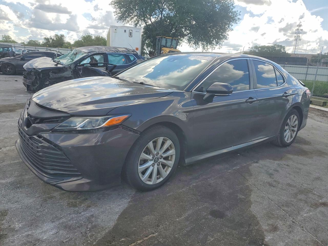 2018 TOYOTA CAMRY