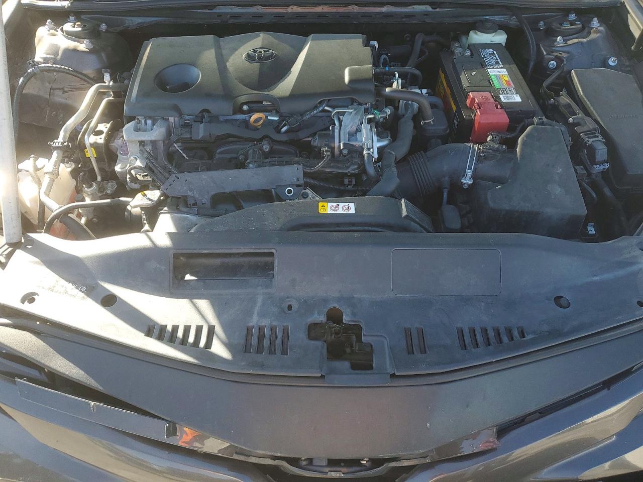 2018 TOYOTA CAMRY LE photo 21