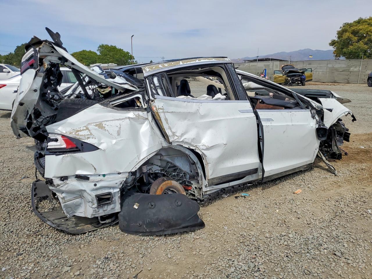2018 TESLA MODEL X photo 7