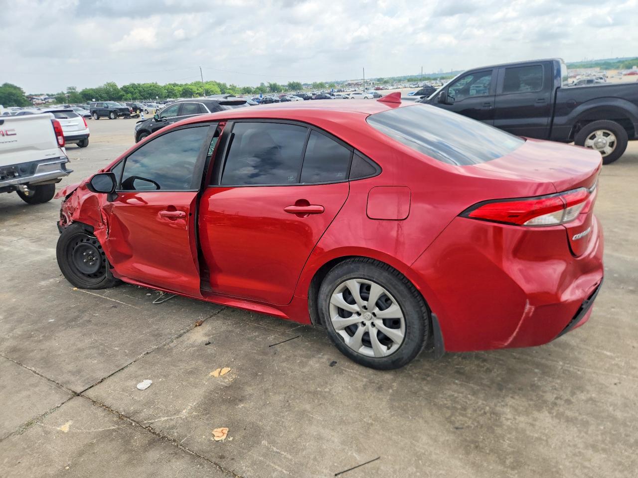 2020 TOYOTA COROLLA LE photo 3