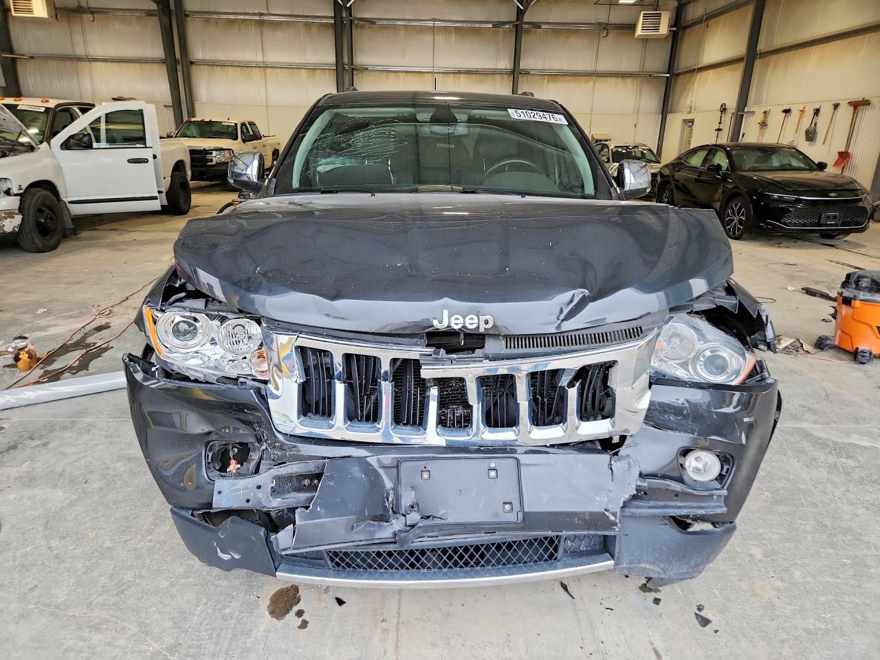 2011 JEEP GRAND CHEROKEE LIMITED photo 9