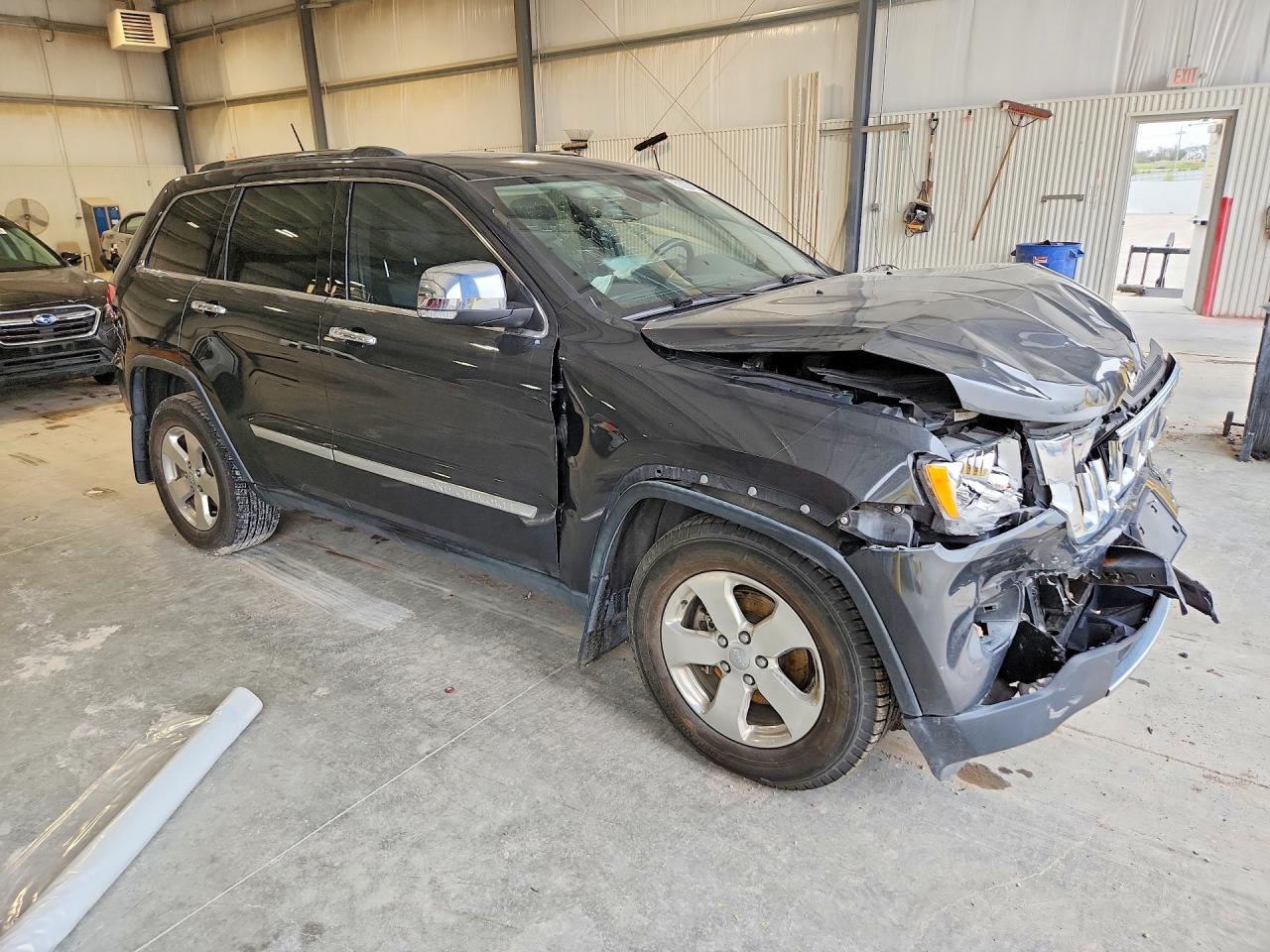 2011 JEEP GRAND CHEROKEE LIMITED photo 7