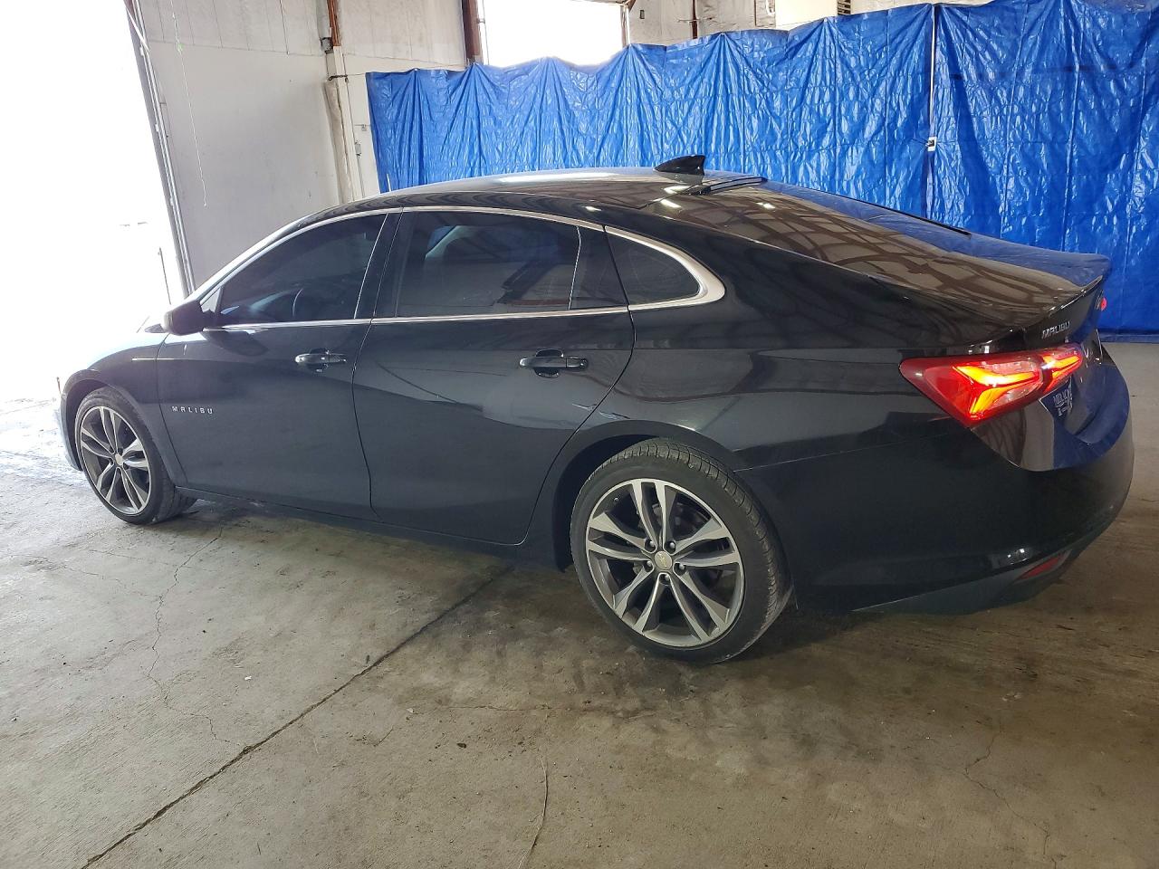 2020 CHEVROLET MALIBU LT photo 4