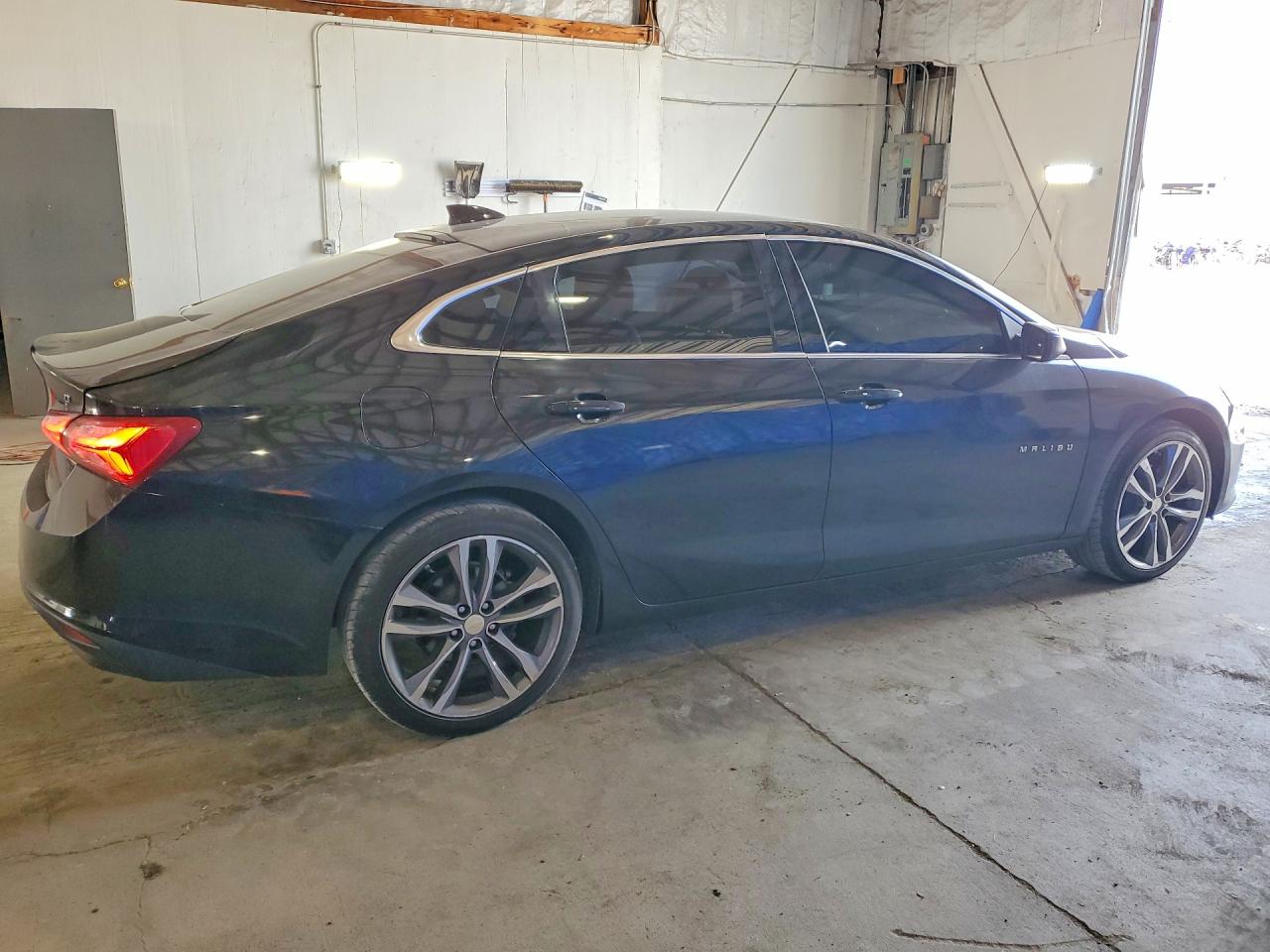 2020 CHEVROLET MALIBU LT photo 7