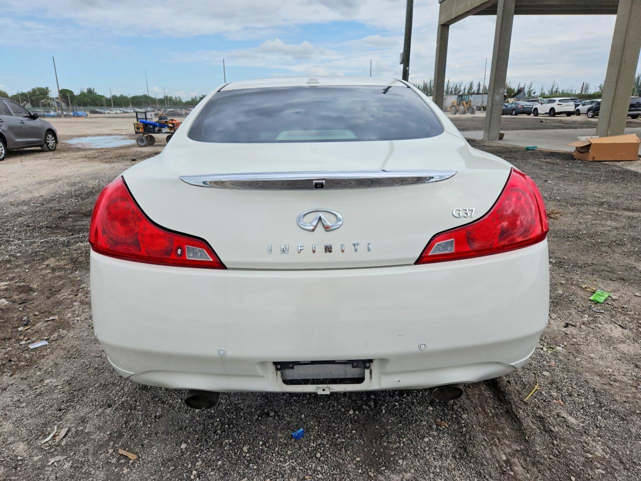 2010 INFINITI G37 COUPE BASE photo 6