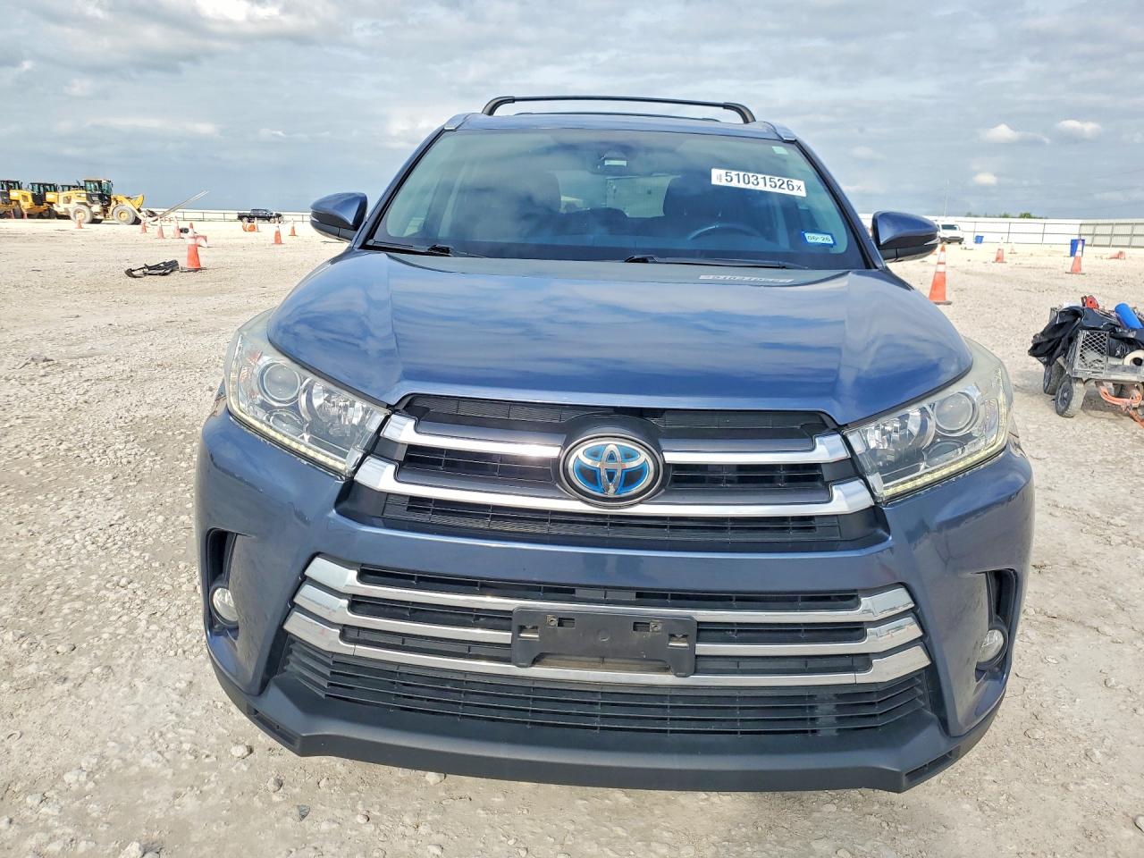2017 TOYOTA HIGHLANDER HYBRID LIMITED photo 13