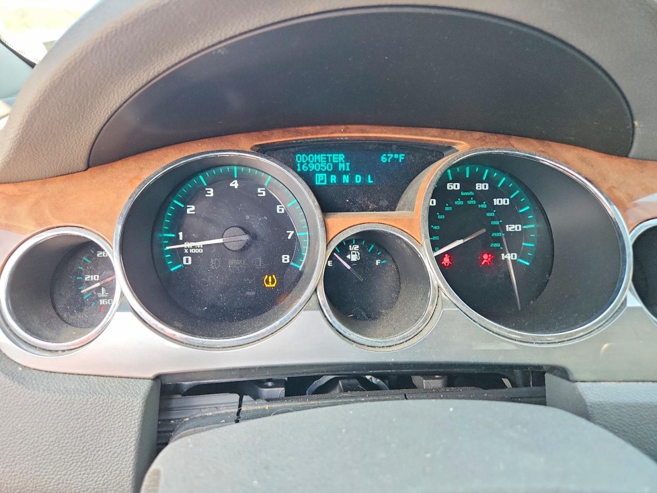 2011 BUICK ENCLAVE CXL photo 17