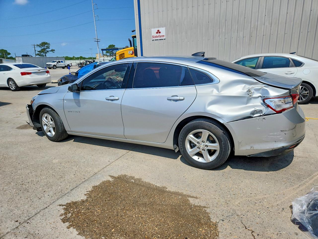 2021 CHEVROLET MALIBU LS photo 2