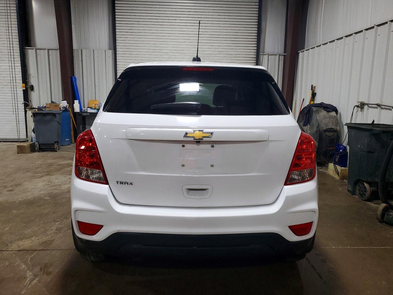 2019 CHEVROLET TRAX LS photo 16