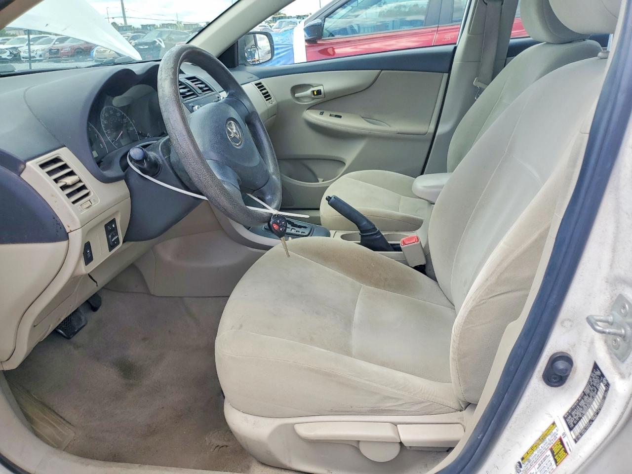 2012 TOYOTA COROLLA L photo 7
