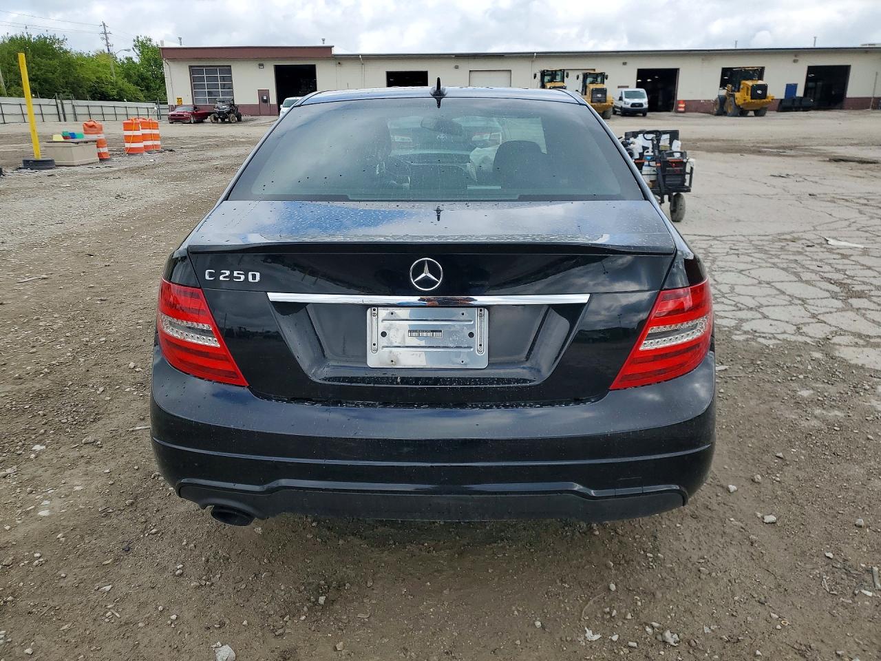 2013 MERCEDES-BENZ C 250 photo 11