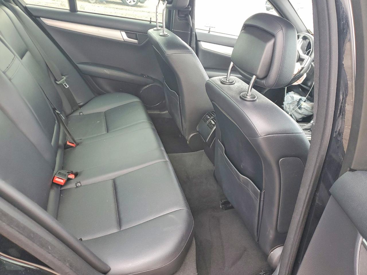 2013 MERCEDES-BENZ C 250 photo 19