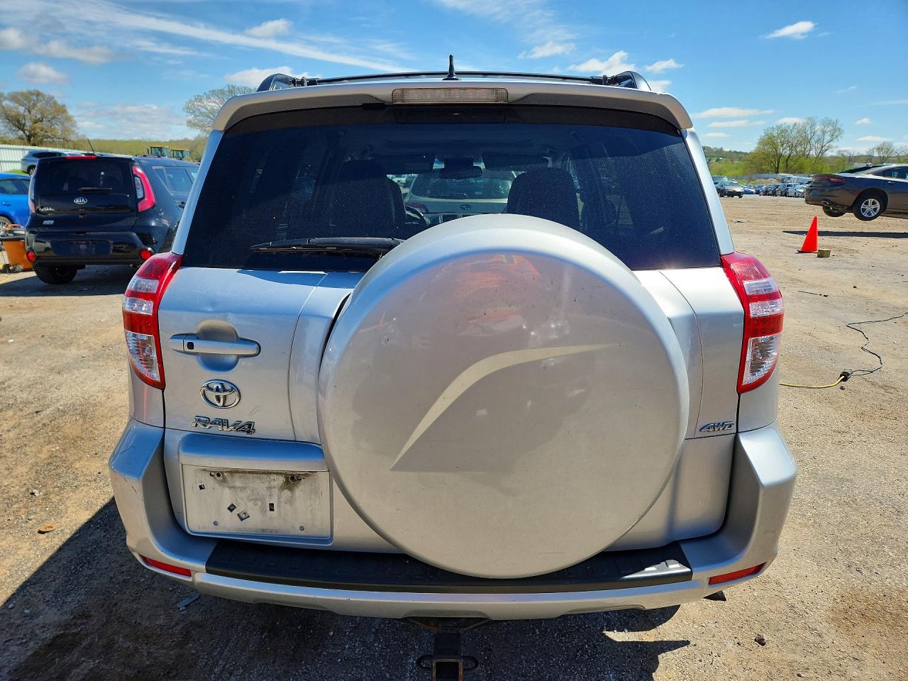 2012 TOYOTA RAV4 LIMITED photo 11