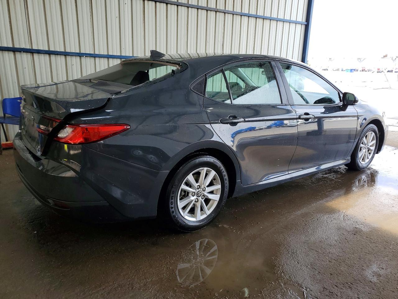 2025 TOYOTA CAMRY LE photo 5
