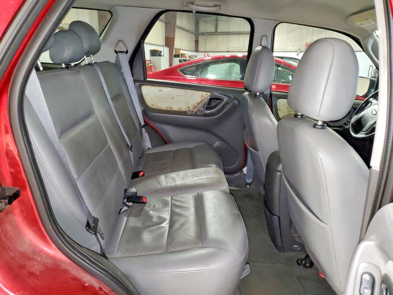 2006 FORD ESCAPE XLT photo 31