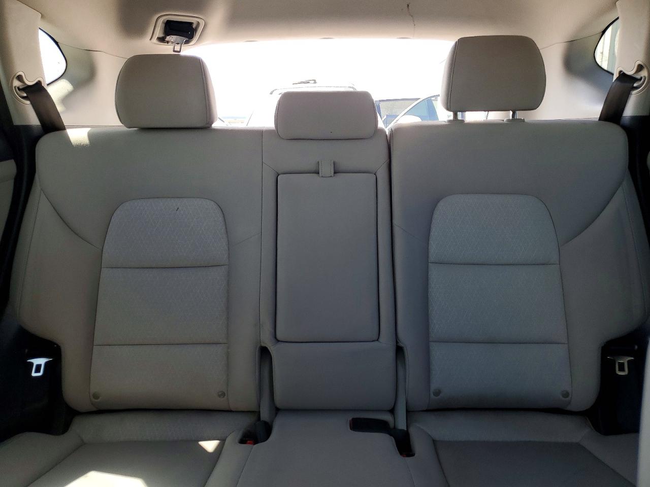 2016 HYUNDAI TUCSON SE photo 10