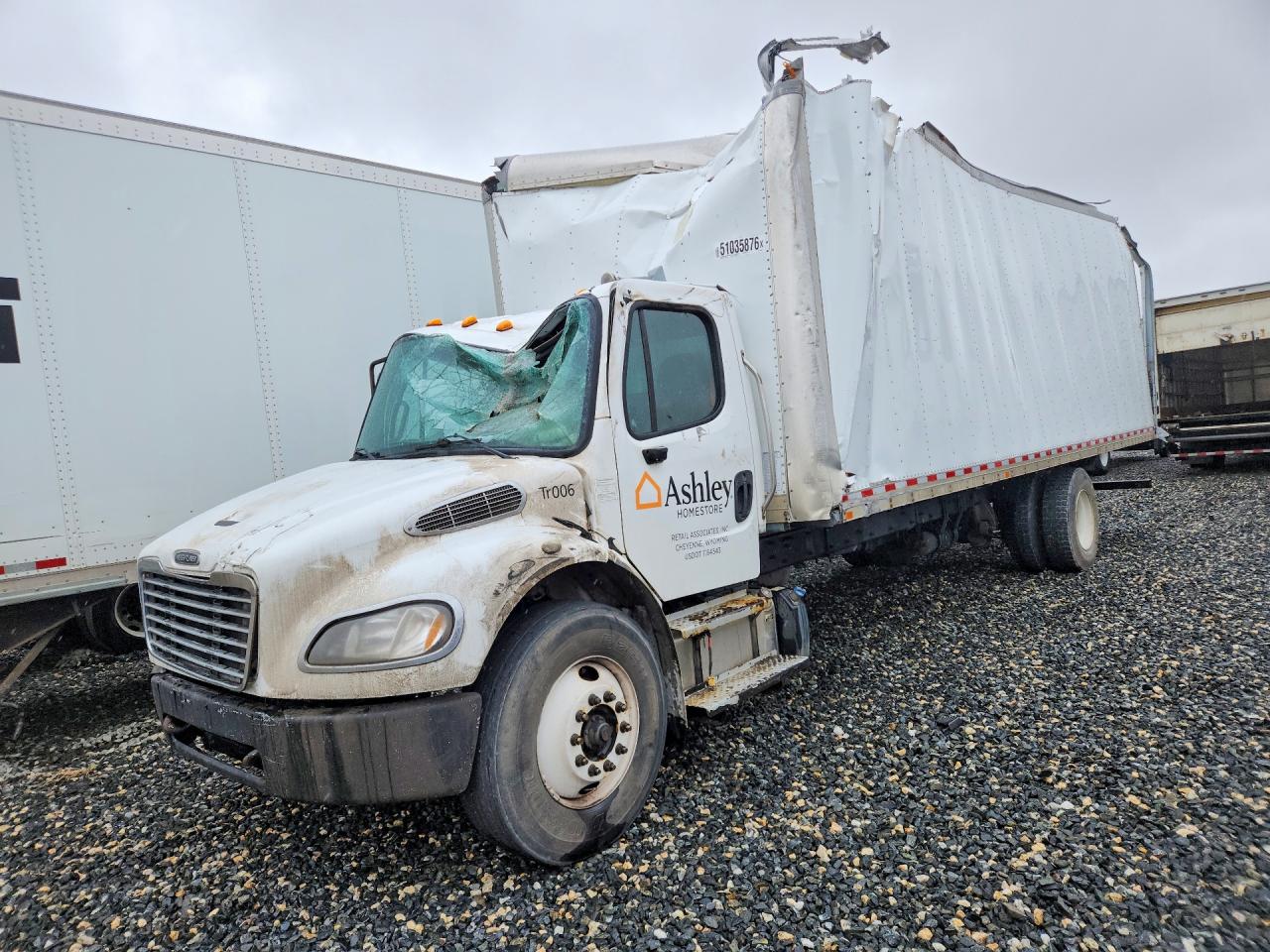 2017 FREIGHTLINER M2