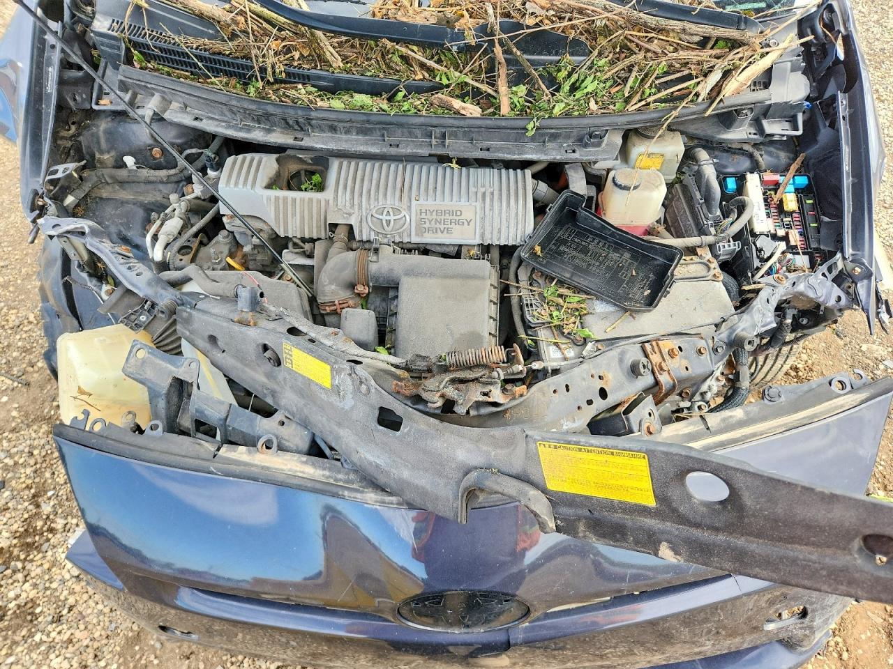 2011 TOYOTA PRIUS THREE photo 21