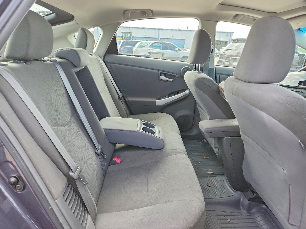 2011 TOYOTA PRIUS THREE photo 19
