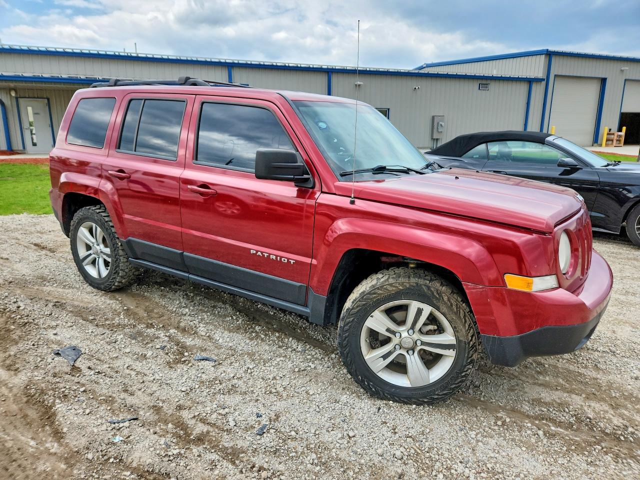 2012 JEEP PATRIOT LATITUDE photo 4