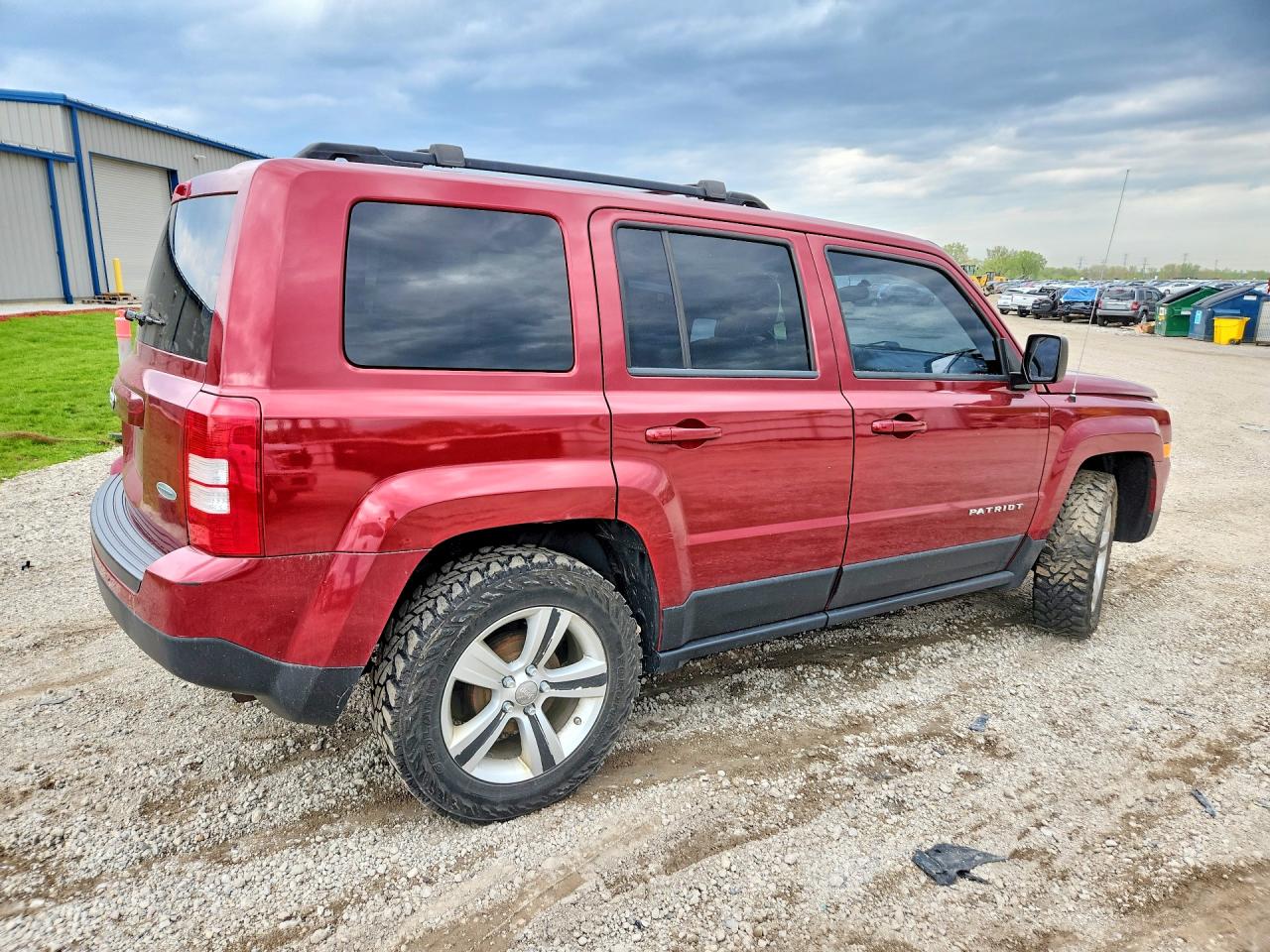 2012 JEEP PATRIOT LATITUDE photo 3