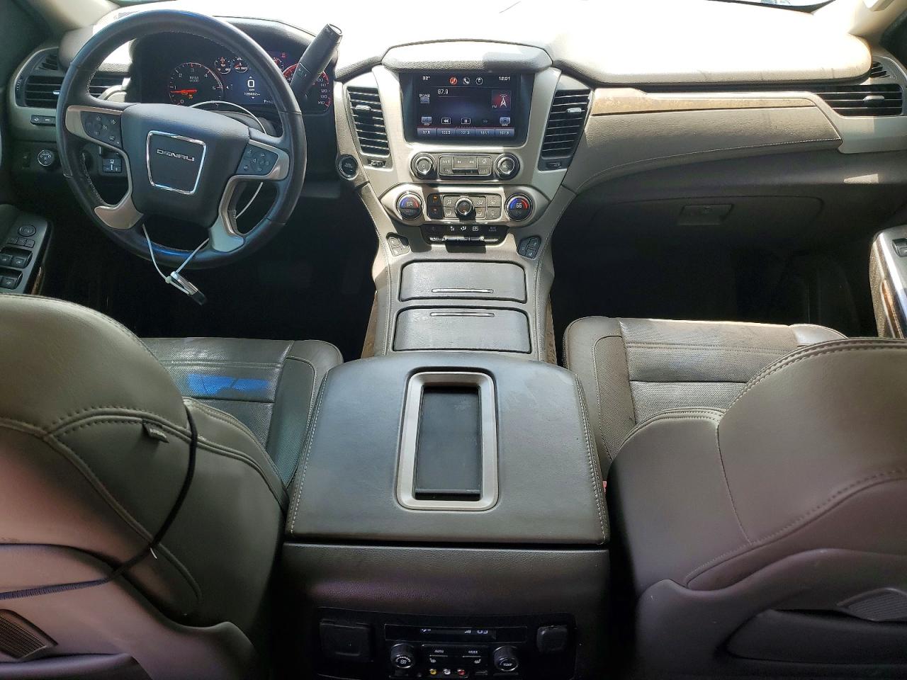 2015 GMC YUKON XL DENALI photo 8