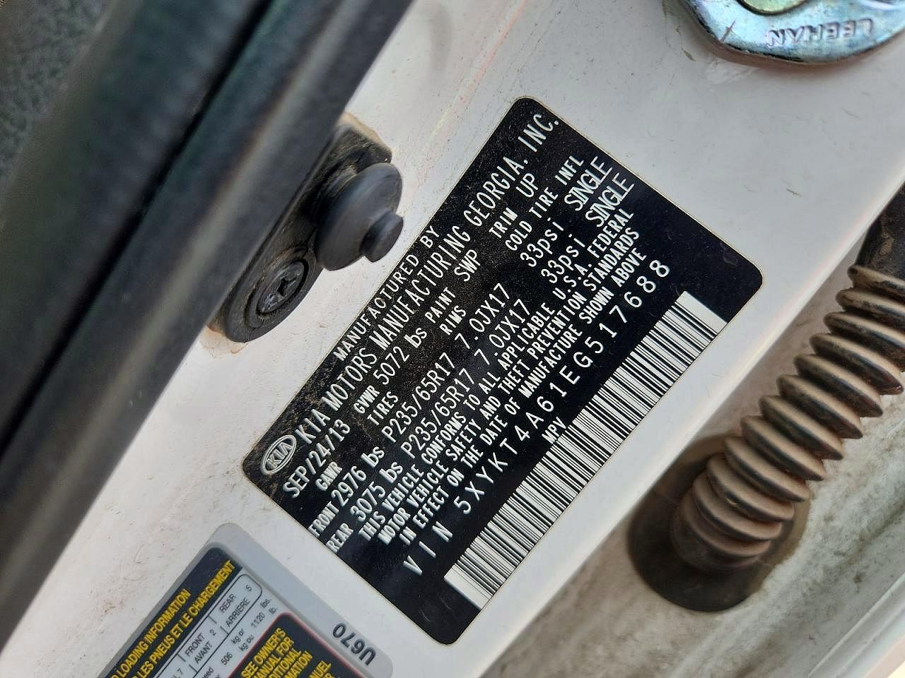 2014 KIA SORENTO LX photo 25