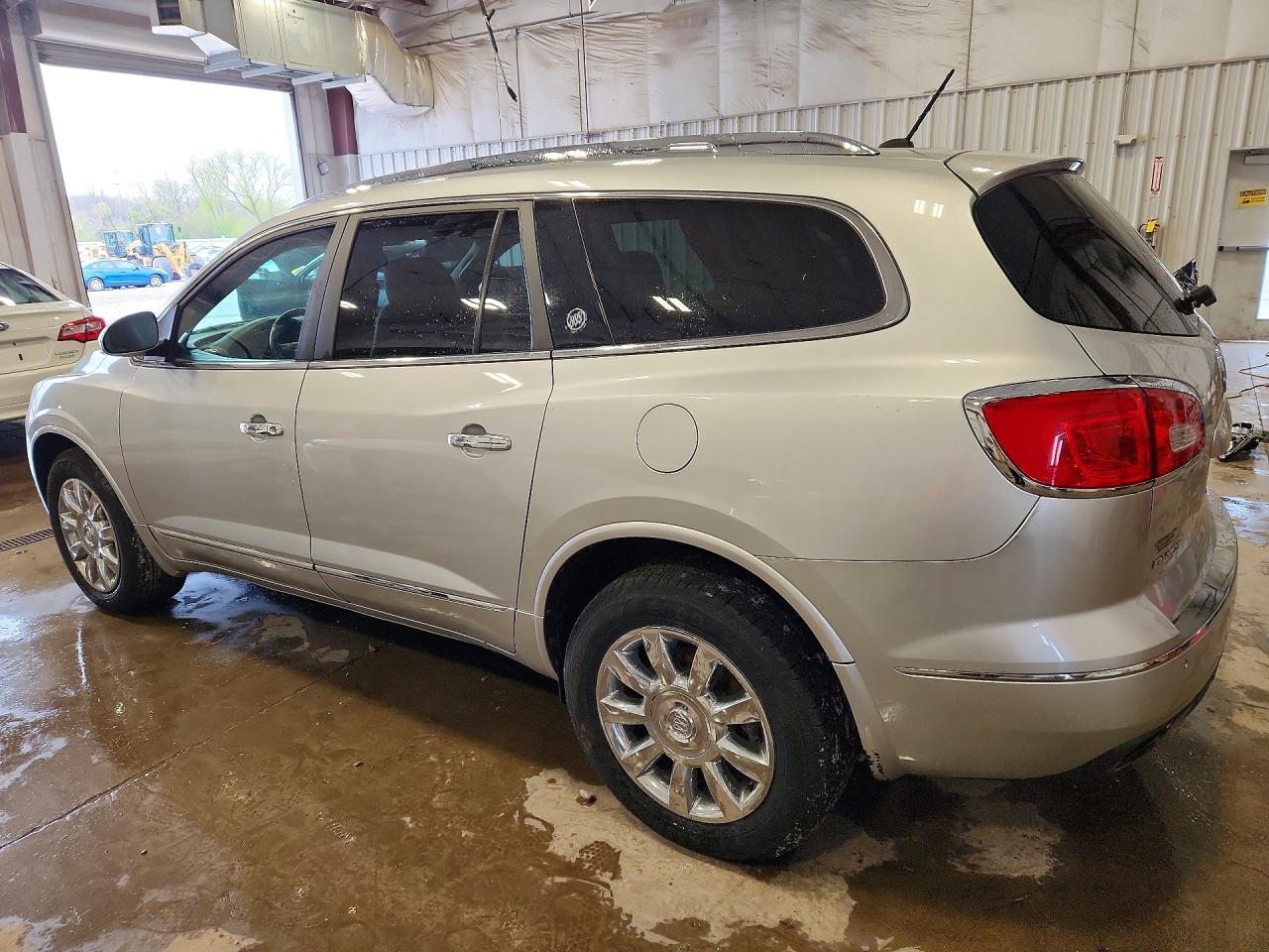 2015 BUICK ENCLAVE photo 3