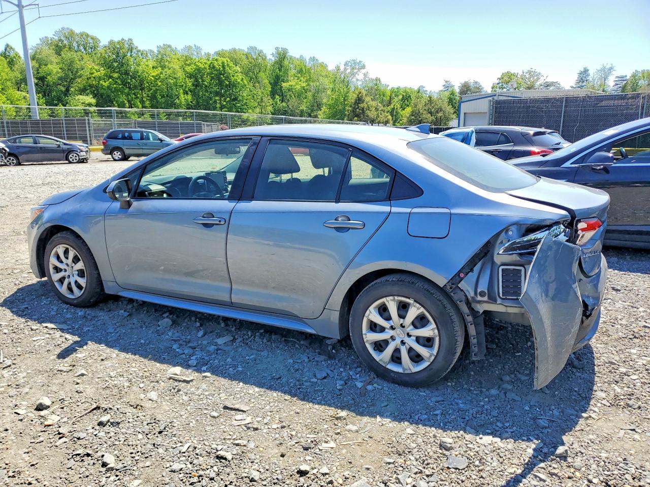 2021 TOYOTA COROLLA LE photo 4