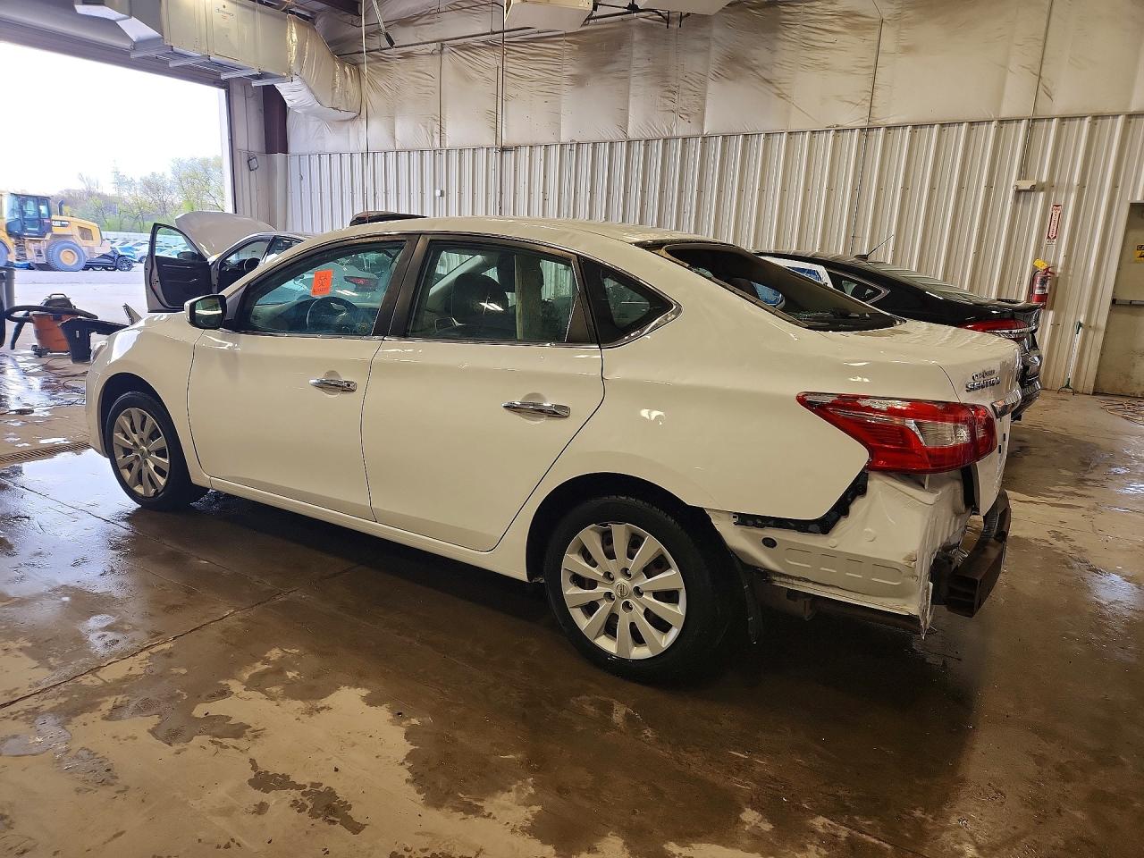 2017 NISSAN SENTRA S photo 3