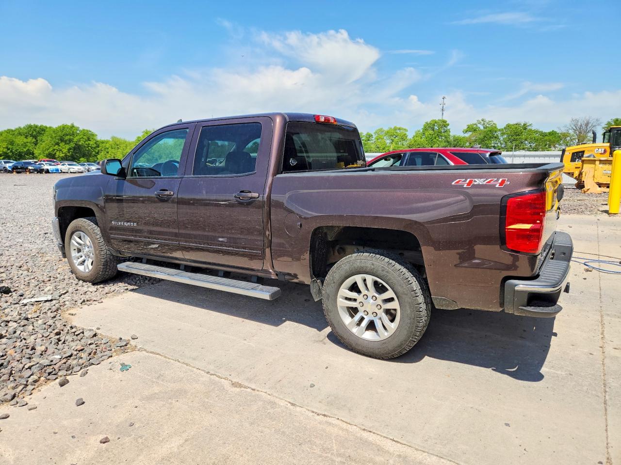 2016 CHEVROLET SILVERADO K1500 LT photo 2