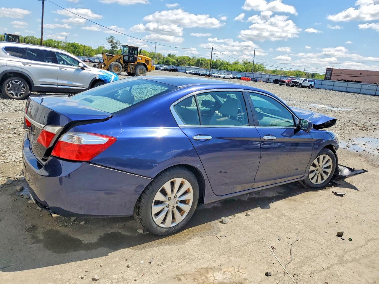 2013 HONDA ACCORD EX photo 5