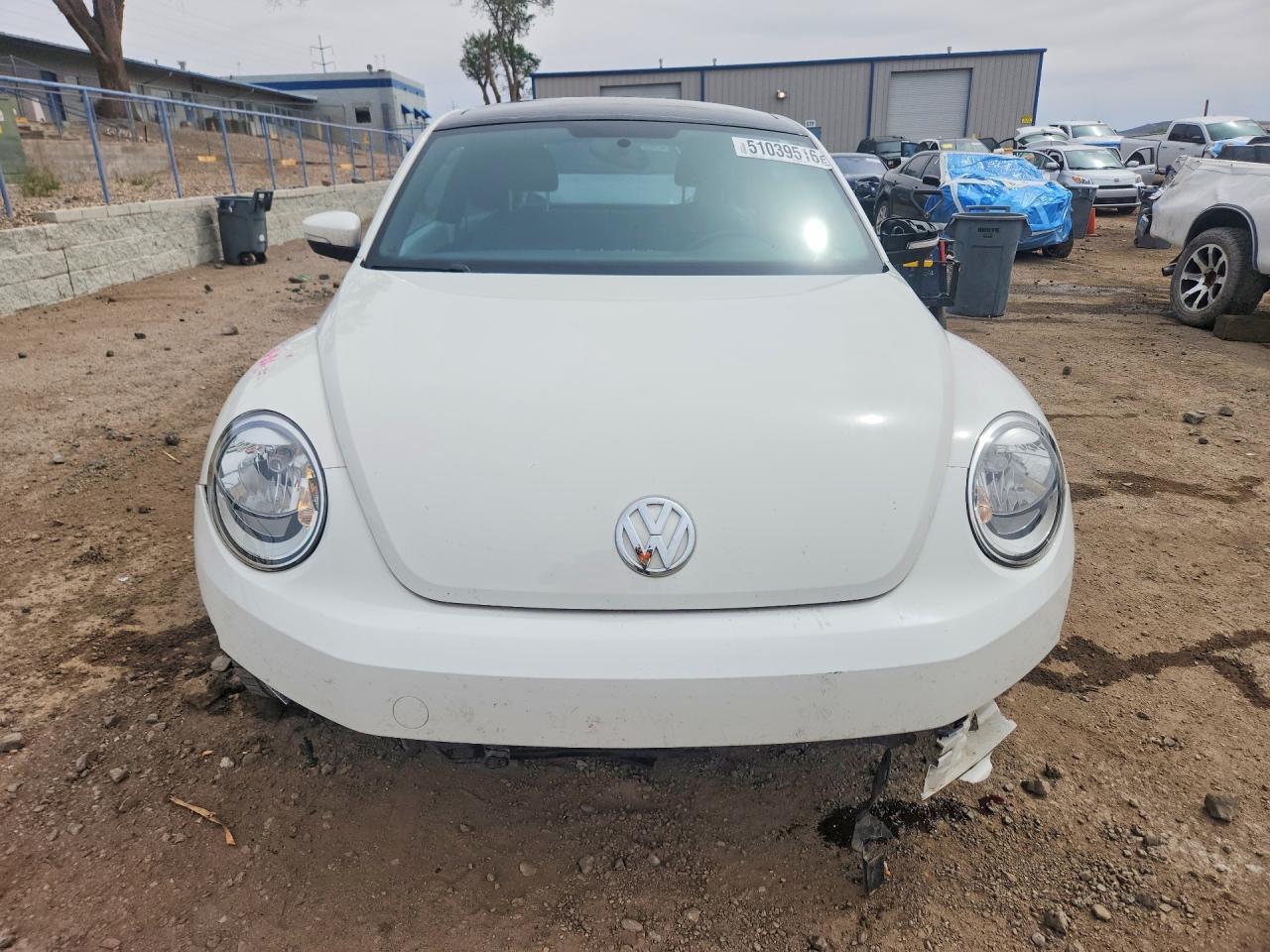 2013 VOLKSWAGEN BEETLE photo 13