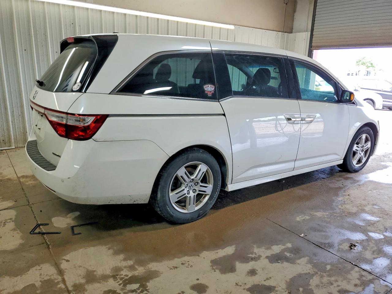 2012 HONDA ODYSSEY TOURING photo 5