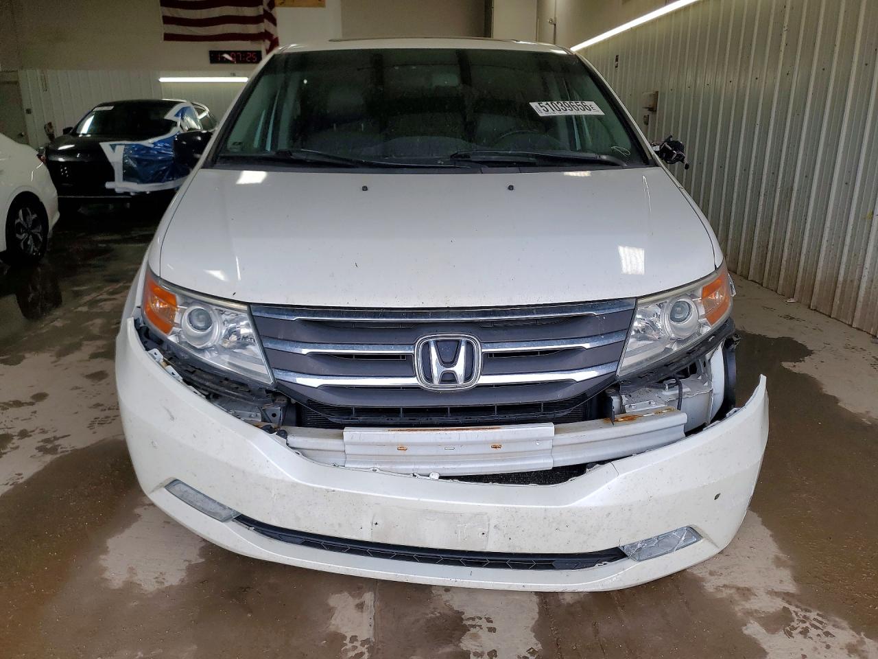 2012 HONDA ODYSSEY TOURING photo 9