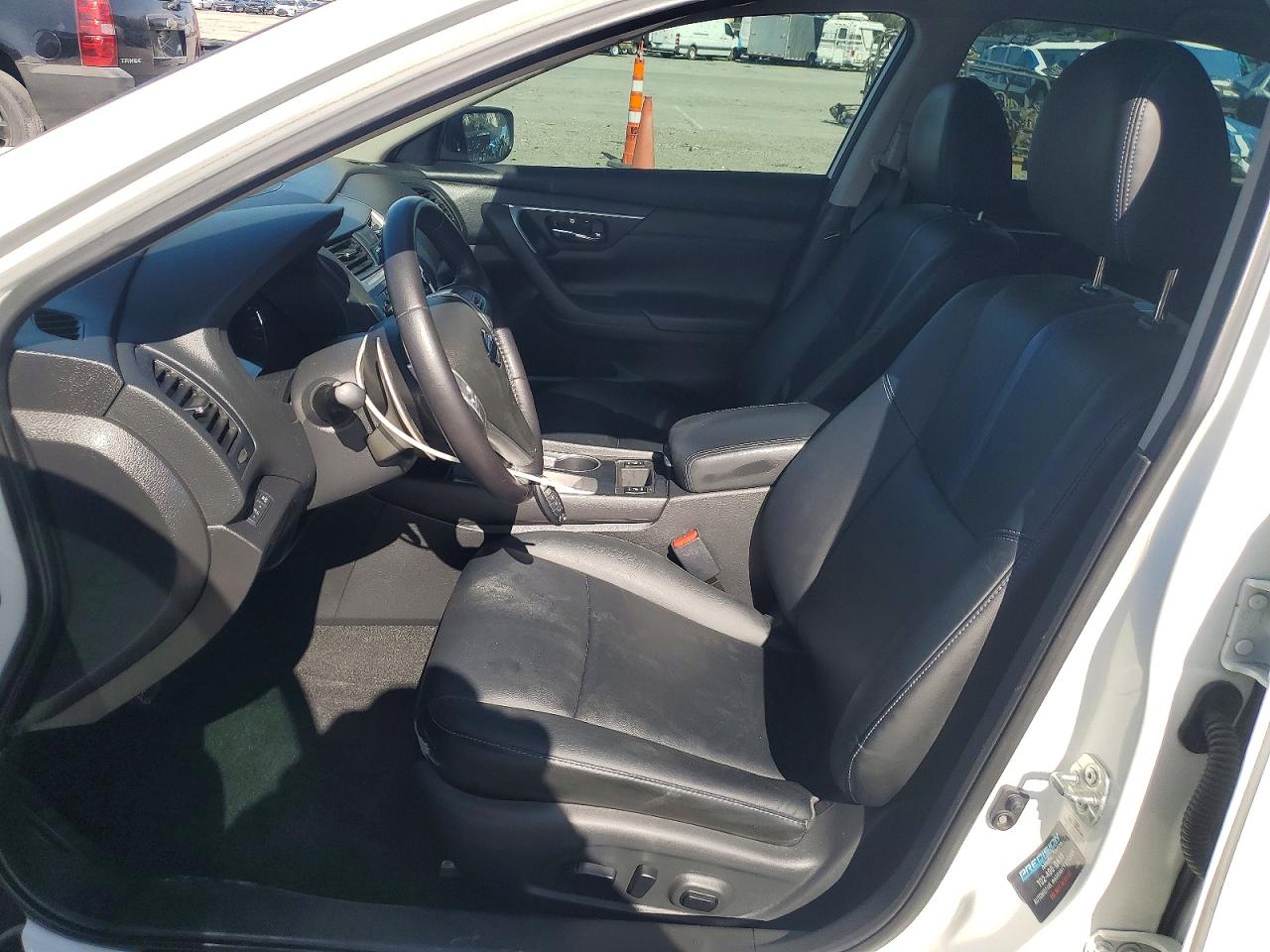 2018 NISSAN ALTIMA 2.5 SR photo 13