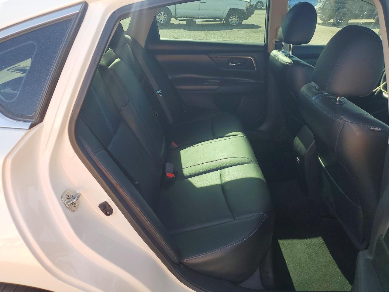 2018 NISSAN ALTIMA 2.5 SR photo 19
