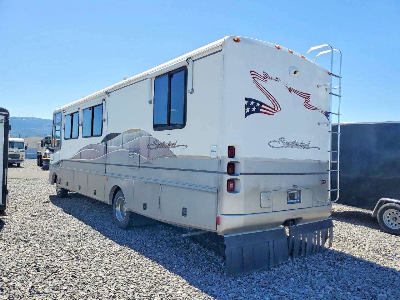 1999 SOUTHWIND RV photo 5